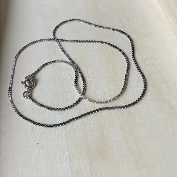 NIB STG SILVER solid flat serpentine chain Vintage 15” - Picture 8 of 10